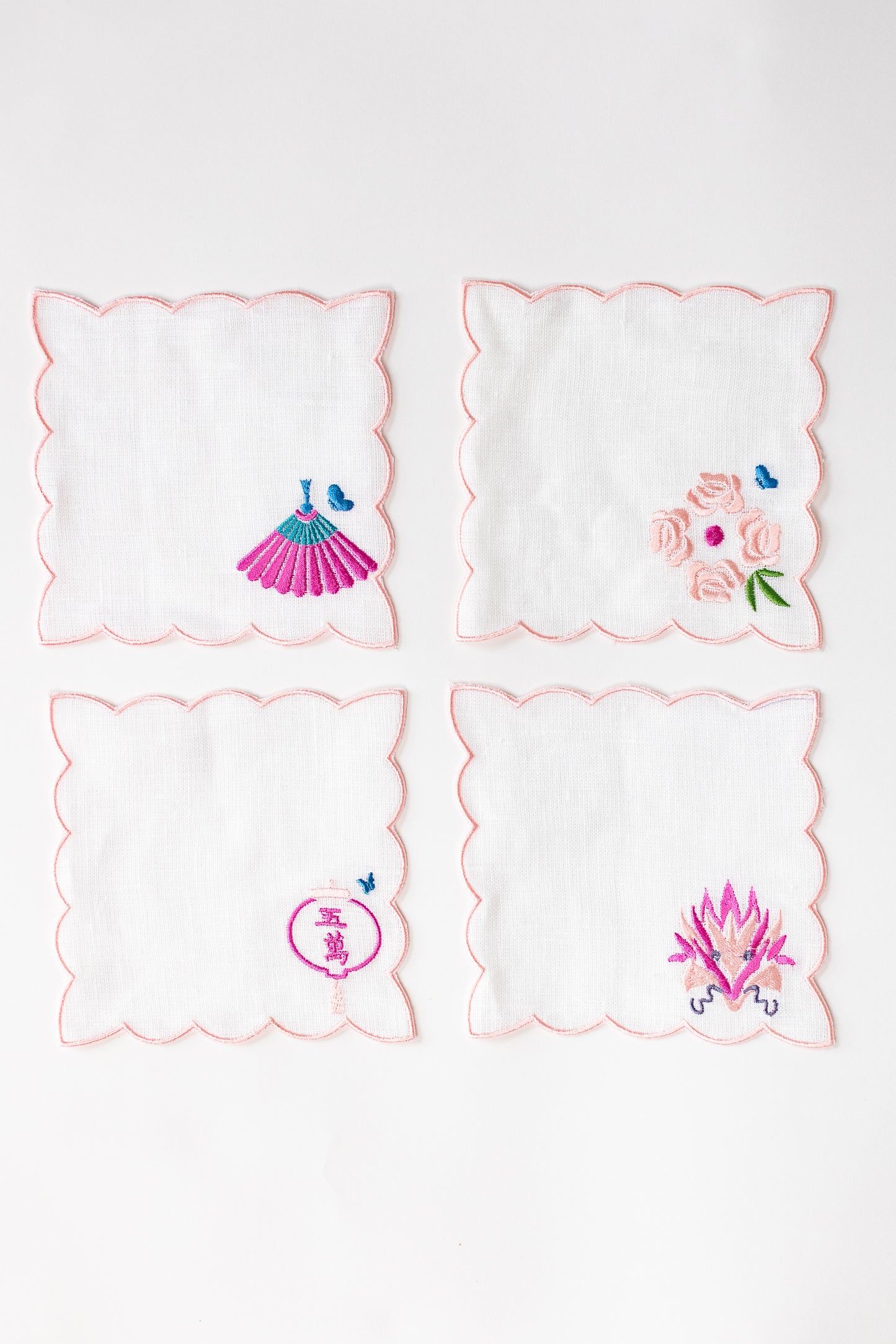 Scalloped Linen Cocktail Napkins