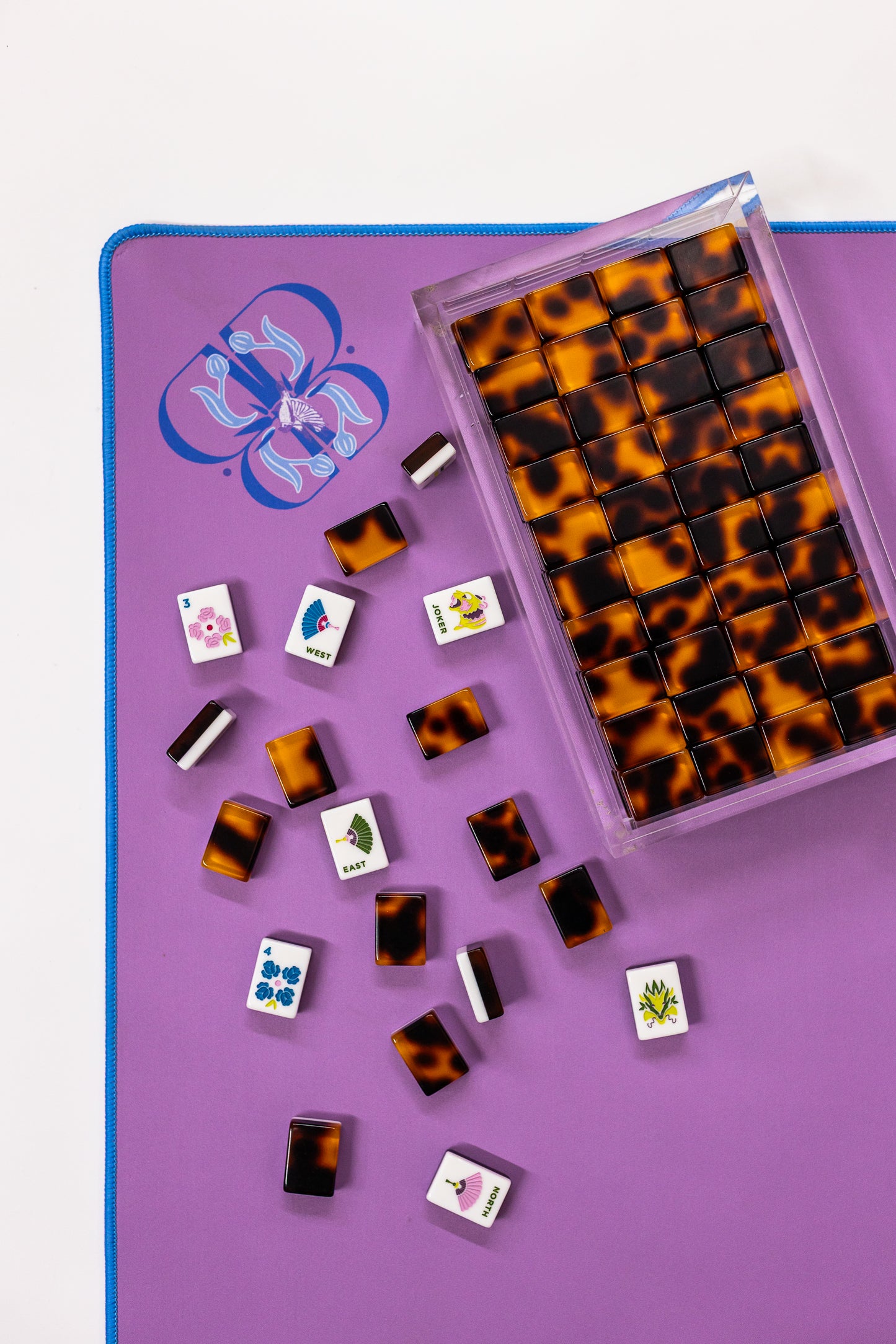 Classic Tortoise Shell Tile Set