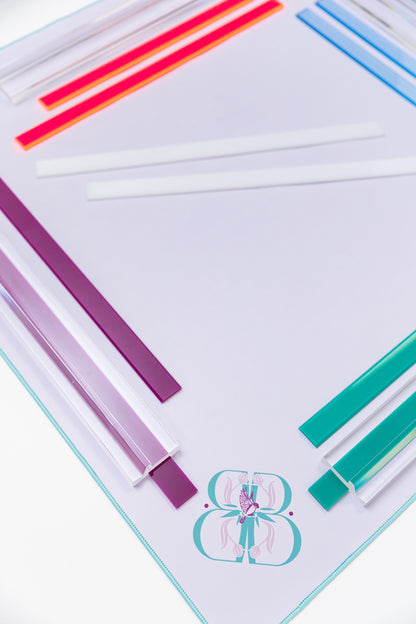 Lucite Pusher